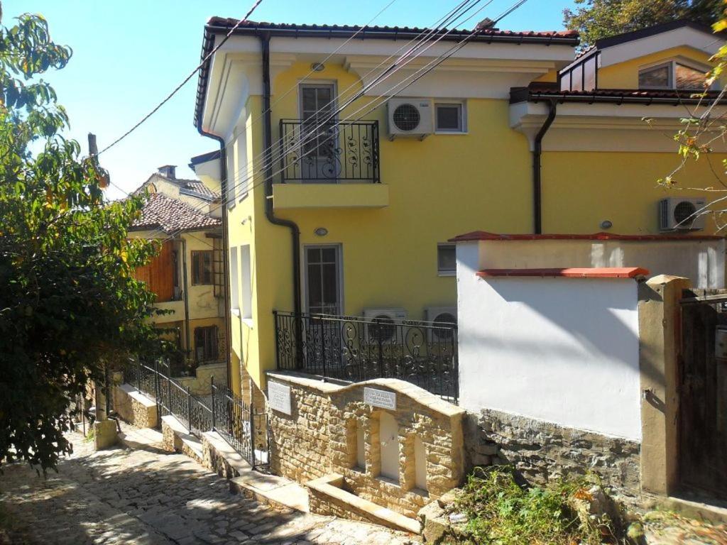 Apartmán Къщата С Чешмата Veliko Tarnovo Exteriér fotografie